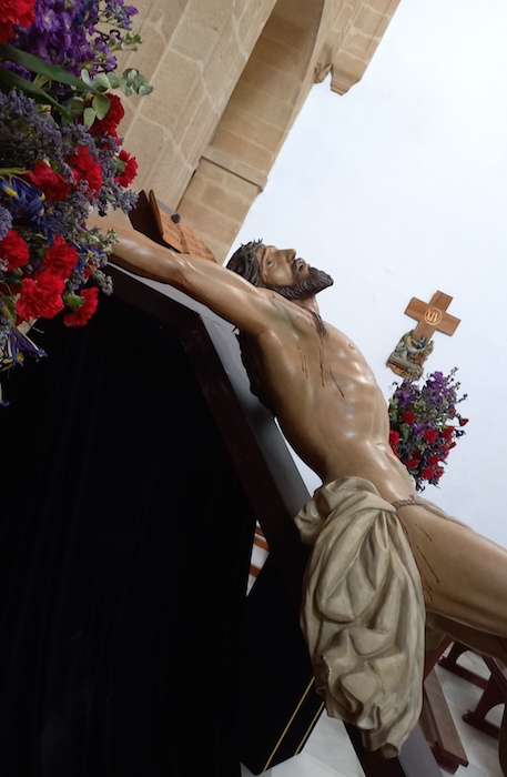 Cristo de la Expiración, preparativos de Semana Santa de Úbeda en la iglesia de la Trinidad